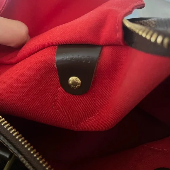 Authentic Louis Vuitton Speedy 30 - Picture 9 of 10